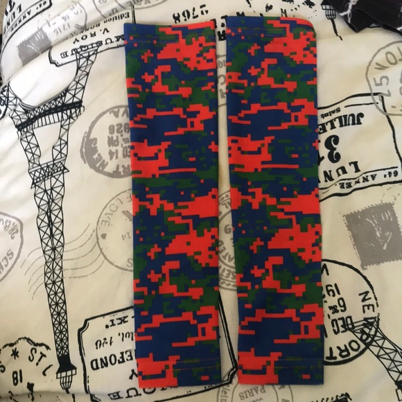 Arm sleeves - Picture 1 of 1